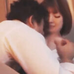 「やめなさい‥！」生徒に襲われてしまう女性教師