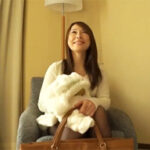 旦那を仕事に送り出し快感求めて不倫セックス