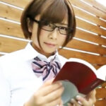 ずっと見て来る男子を誘惑してH