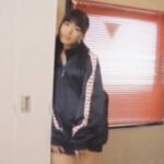 水泳部女子がコーチと更衣室でH