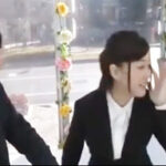 謝礼に釣られて上司とHするOLお姉さん