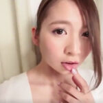 彼氏の友人に求められ断り切れないお姉さん