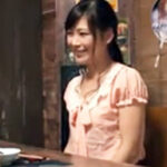 居酒屋で仲良くなった相手の自宅に誘われて・・・