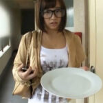 隣に住む男子を誘惑するお姉さん