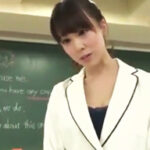 お気に入りの生徒を誘惑するイケナイ新人教師