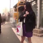 新宿でナンパされそのまま即ホテルへ付いて行ってしまう素人女子