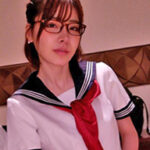 真面目そうに見せてちゃんとHな美少女