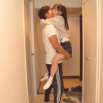 性欲に純粋すぎる美少女が男を追い求める