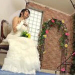 ウエディングフォトの撮影で媚薬を盛られて寝取られてしまう