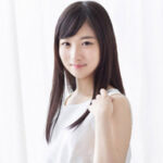 初々しい清楚な美少女と見つめ合いながら情熱SEX