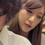 本屋に居た男性を誘惑しその場で始める痴女なお姉さん達