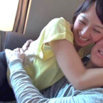 未経験男子のの筆おろしを喜んでする人妻さん