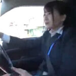 外回り中にも関わらずナンパして来た相手とHしてしまう働くお姉さん