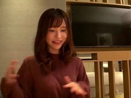 イケメンからの責めで何度も果ててしまう美少女