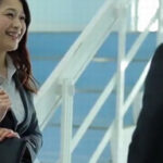 いつも笑顔で優しい憧れの女上司が出張先で・・・