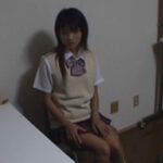 留年を回避する為に担任とHしてしまうJK