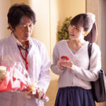 父親の担当医にストーキングされてしまうお姉さん