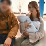 旦那と子供が外にいるのに寝取られてしまう人妻さん