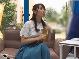 清楚な人妻さんが整体で好き放題にされてしまう