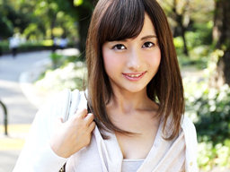 セックスレスで我慢出来ない人妻がネットで知り合った相手とH