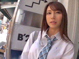 放課後にアプリで出会った男性と・・・