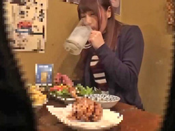 居酒屋で知り合った相手の自宅で即H