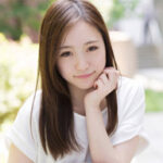 スレンダー美少女が大好きな彼とラブラブセックス