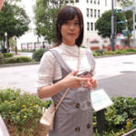 P活でオジサンと戯れる美少女