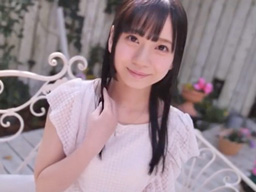 未経験男子を優しく相手する美少女